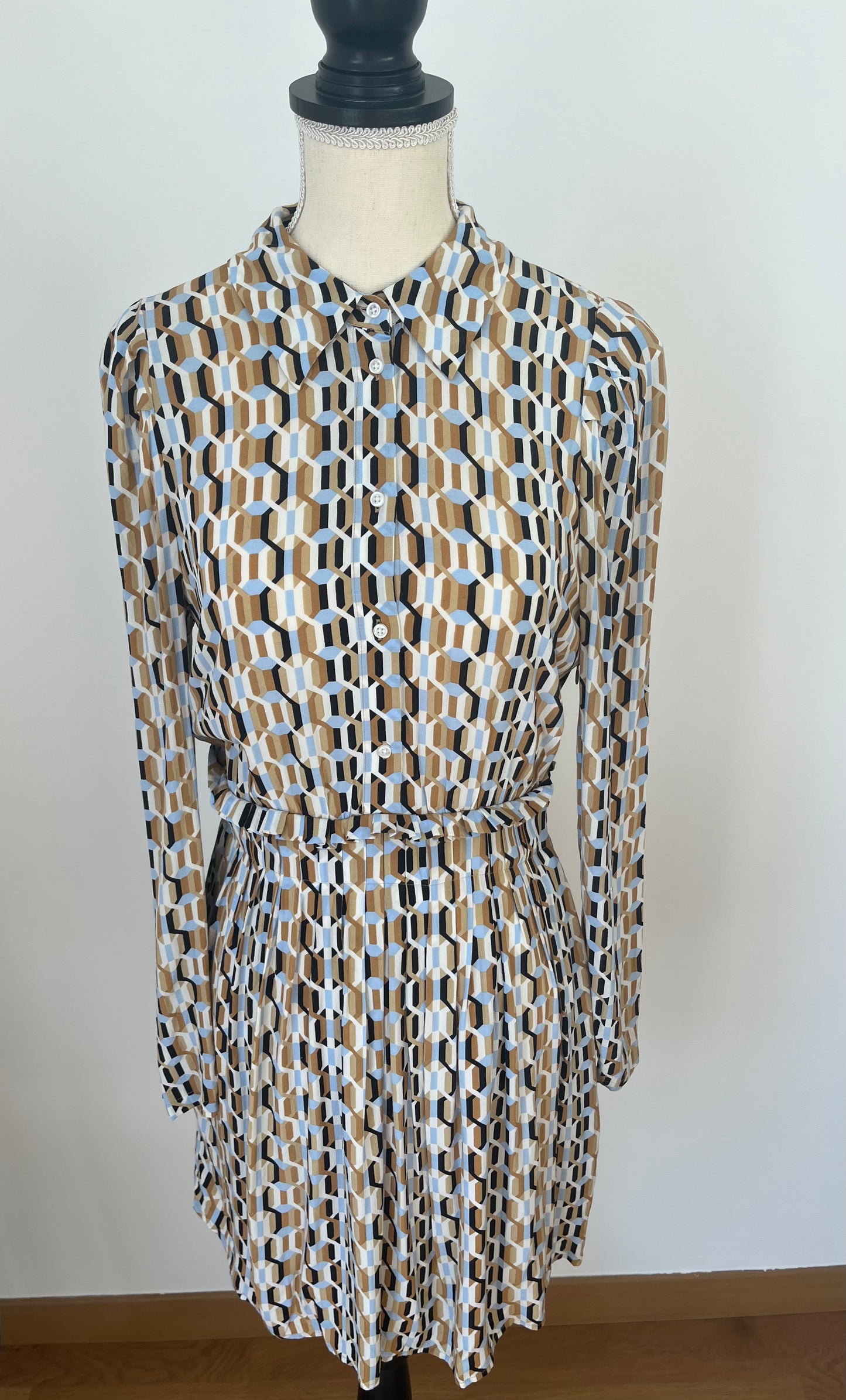 Robe seconde main Maje